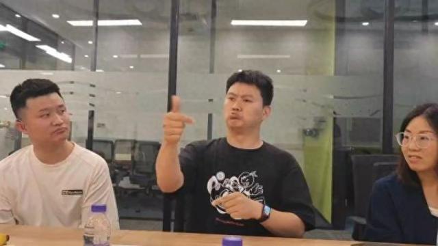 记者手记:架起有声与无声世界的"桥梁"