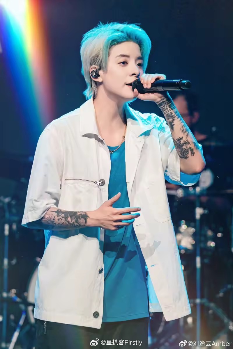 刘逸云认为能够做自己，就是开心|刘逸云|Amber_新浪新闻