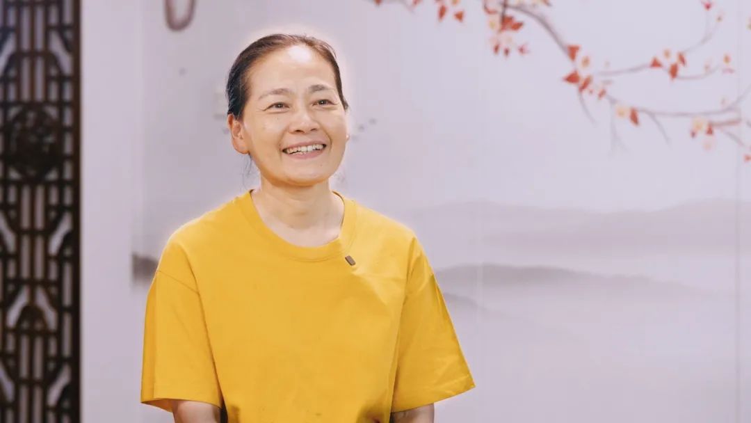 福建南音保存会首任会长,同卓圣翔老师在厦门巿高校开设南音通识课程.