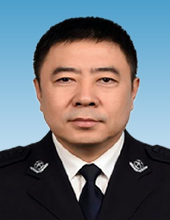 胡大鹏图源:云南省政府官网胡大鹏出生于1967年5月,曾任公安部办公厅