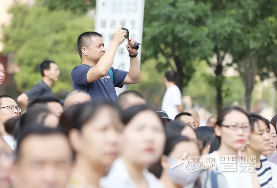 登高望远，那个最牵挂你的人，永远在背后默默支持着你。