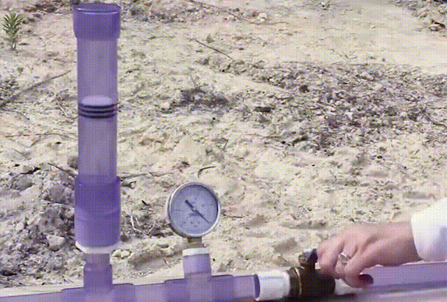 水锤消除器可以用来防止压力波动对管路的损坏图源：bilibili@冷科普