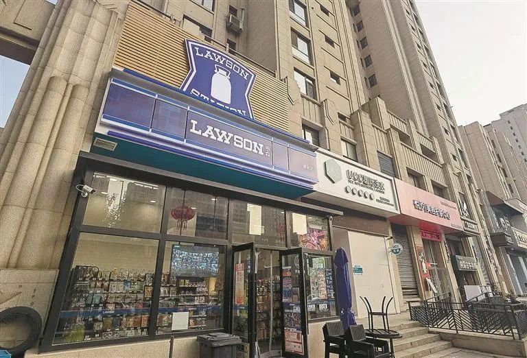 ▲罗森便利店在连经营13年,数量已达到437家。