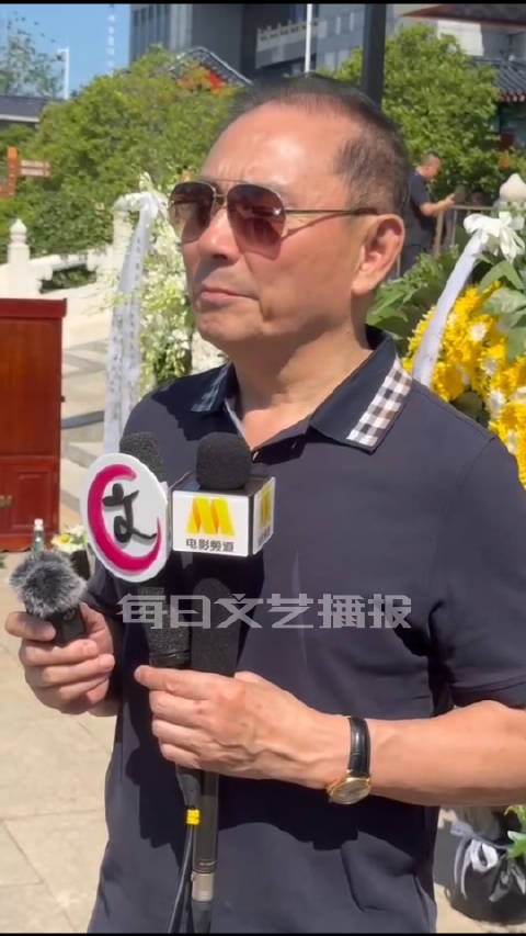 卢奇与王铁成在拍摄电影《周恩来》的过程中结下深厚友谊|卢奇|王铁成|周恩来_新浪新闻