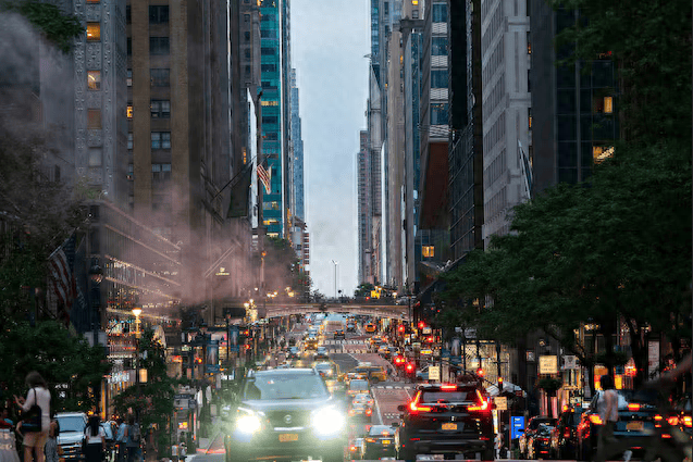 美国纽约街头 图片来源:路透社