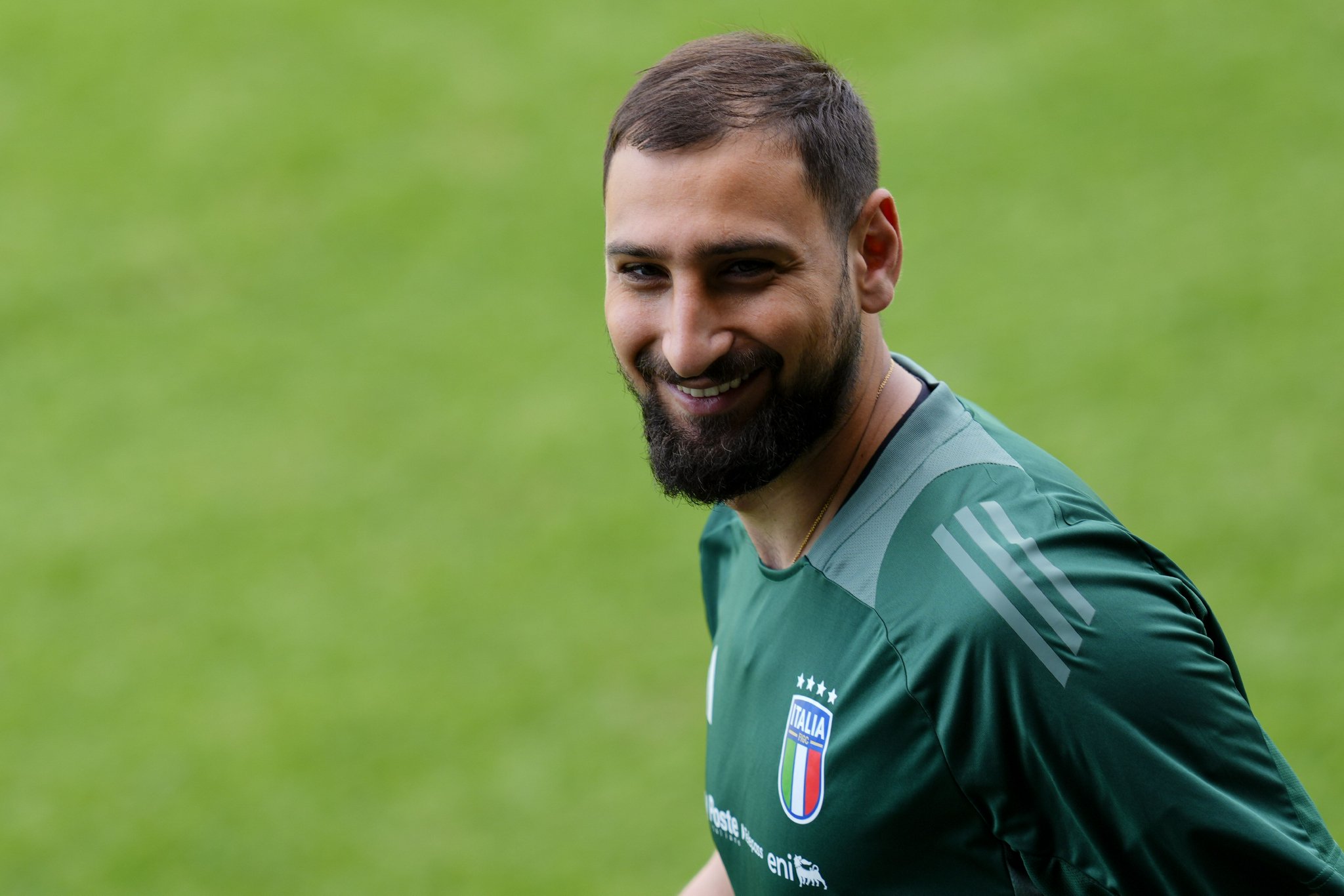 意大利门将多纳鲁马