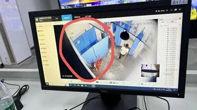 6月29日,尹女士在监控室看到的实时监控画面.