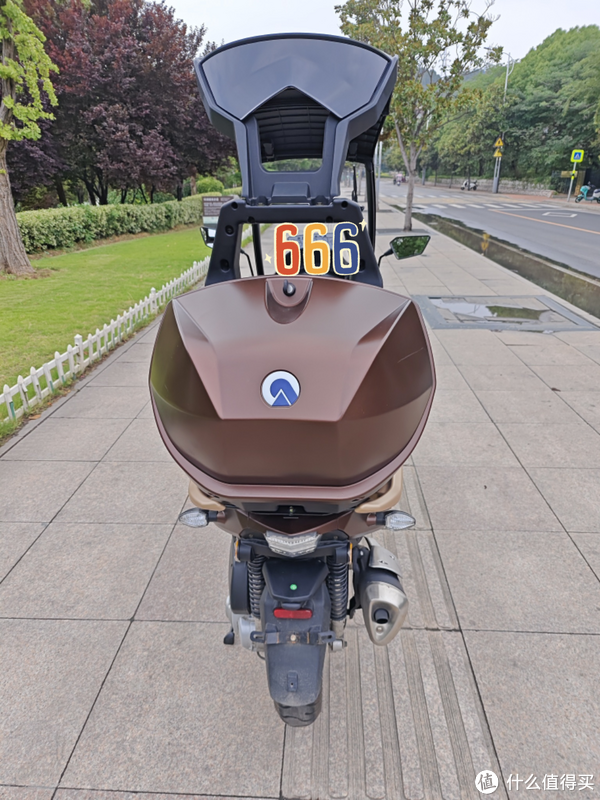 入手金城阿迪瓦adiva200 ad1倒三轮摩托车