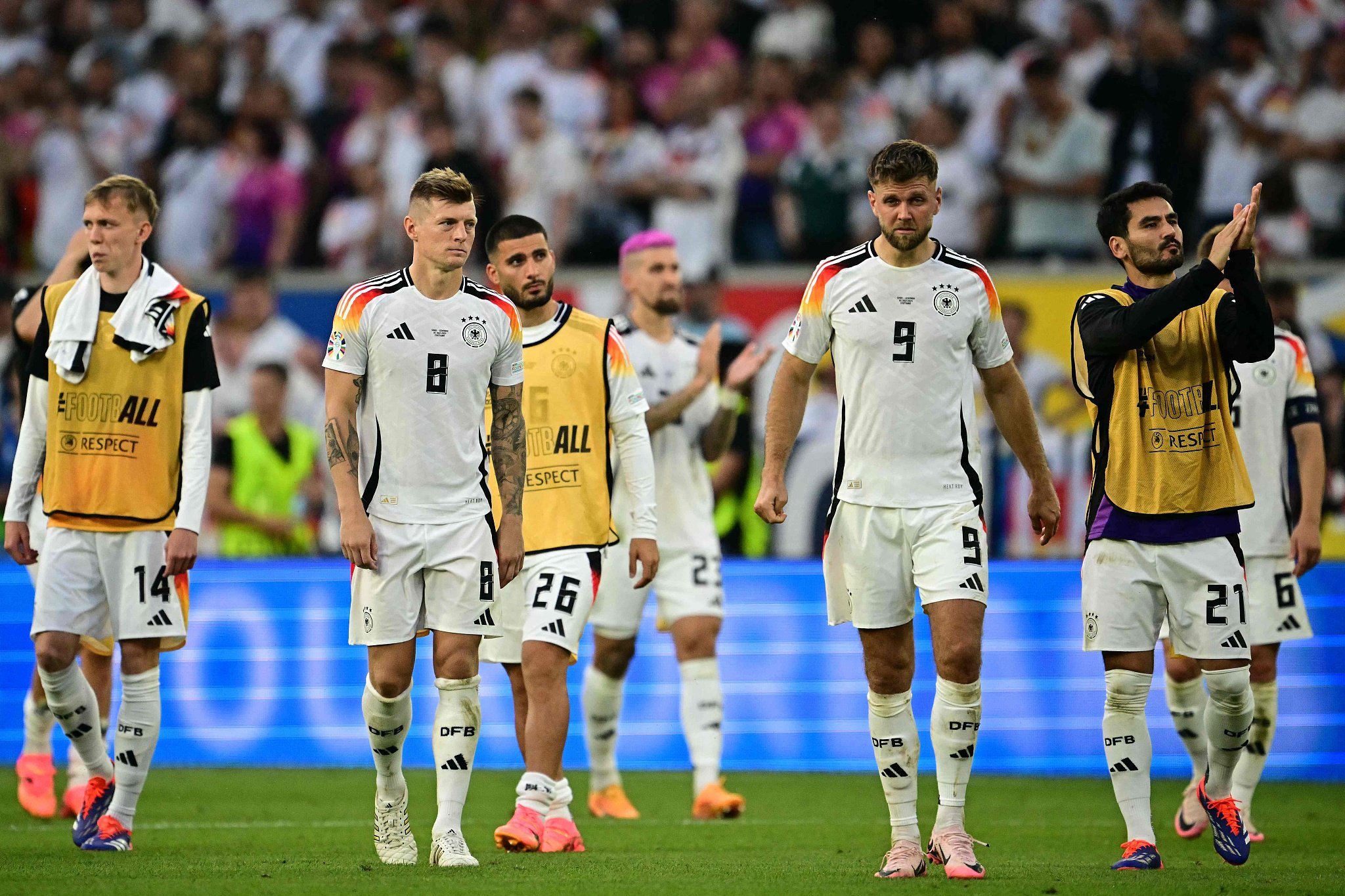 老将集体离开,德国队往后日子越来越难?