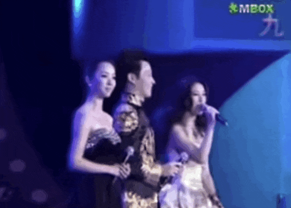 ▲由左到右：李思思、任鲁豫、朱珠