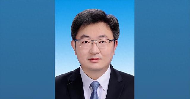 6780后广东珠海斗门区区长韩云跨省调任黑龙江大庆市委常委,副市长