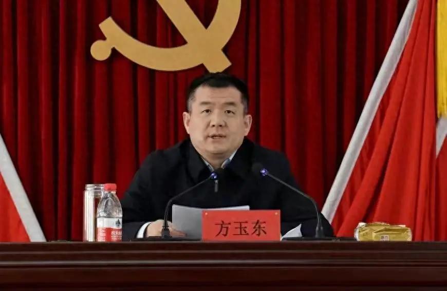 方玉东任内蒙古交通集团党委书记