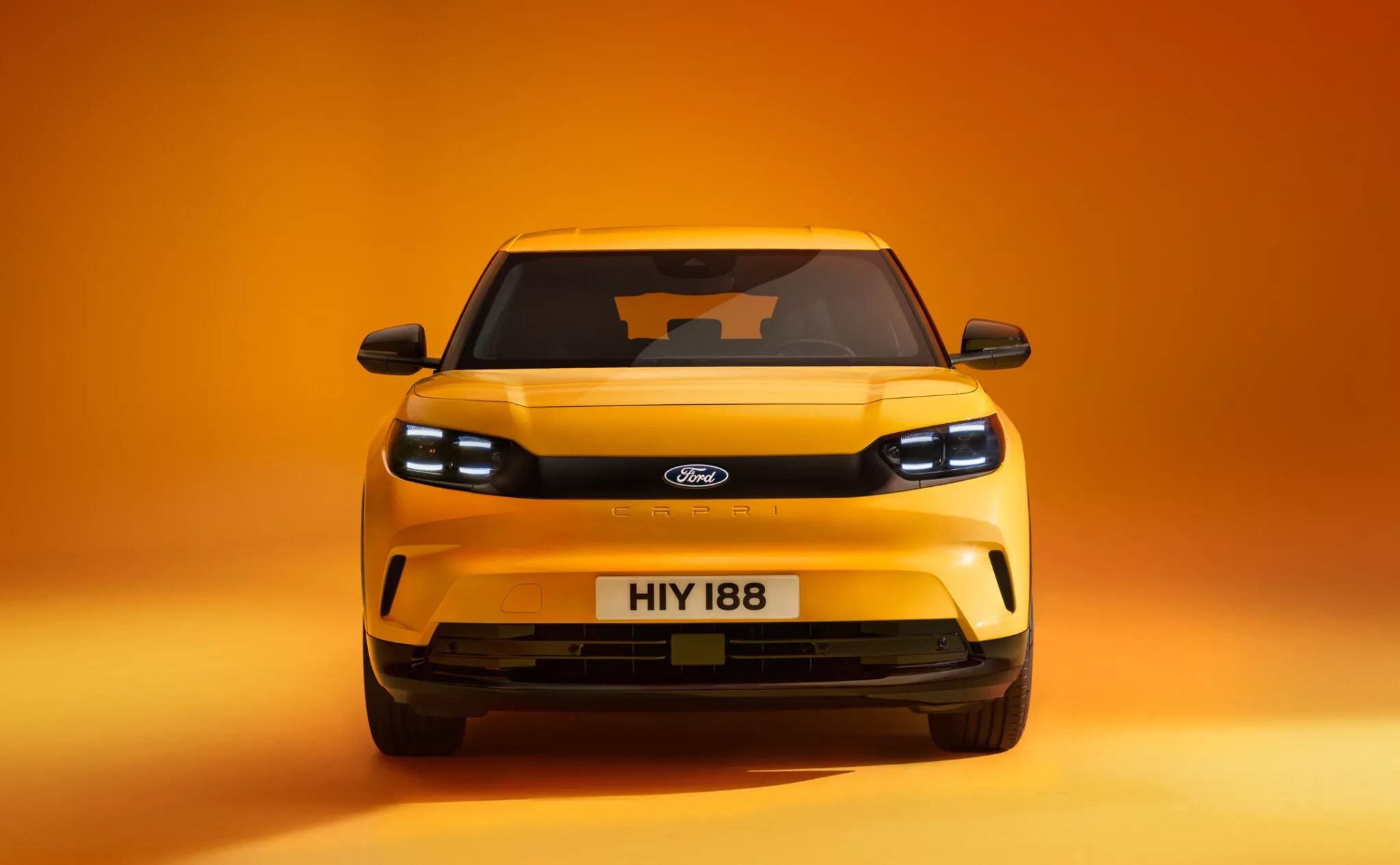 全新福特capri官图公布 定位纯电动轿跑suv-新浪汽车