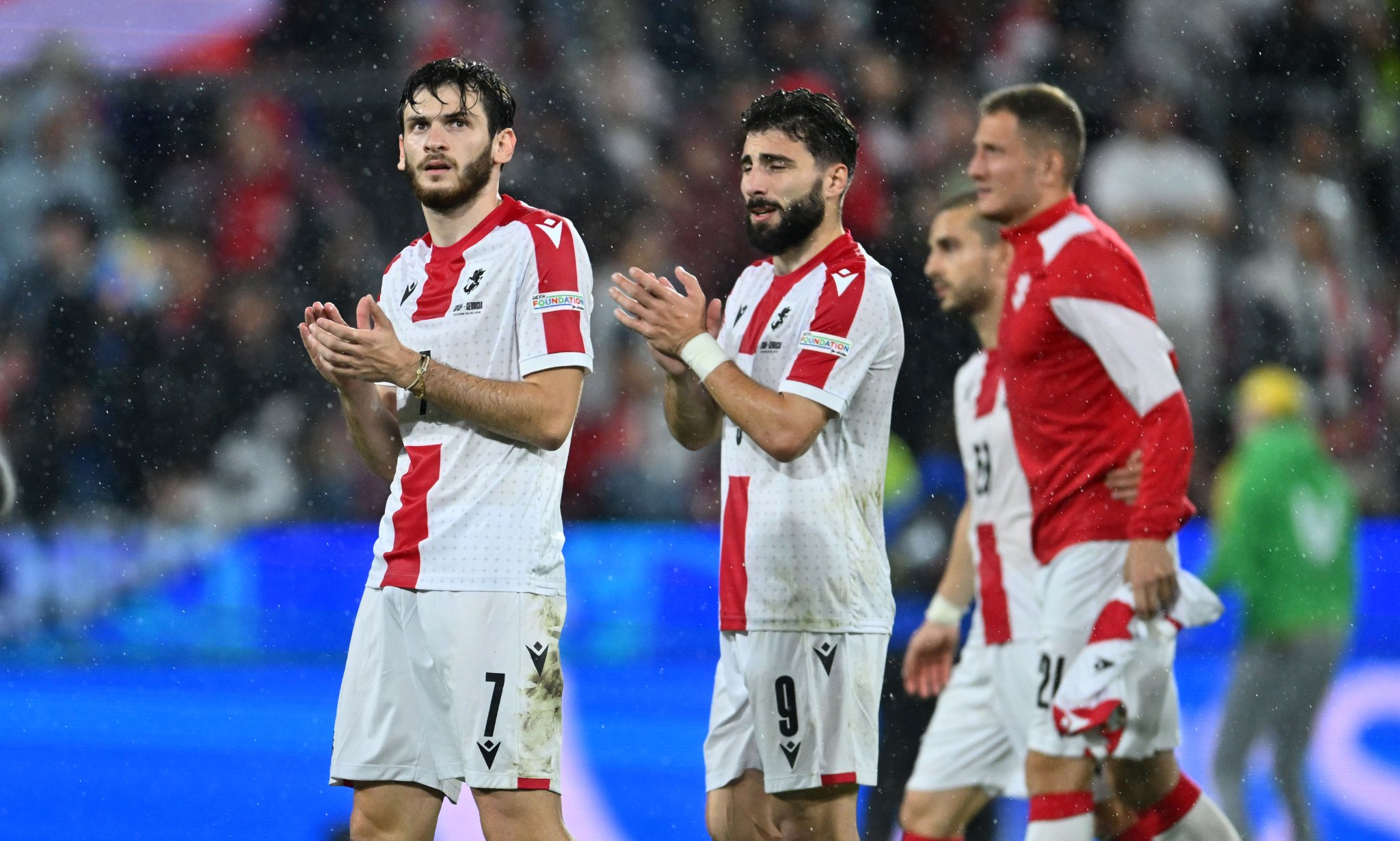 九游体育网-欧洲杯黑马！小国首次晋级四强