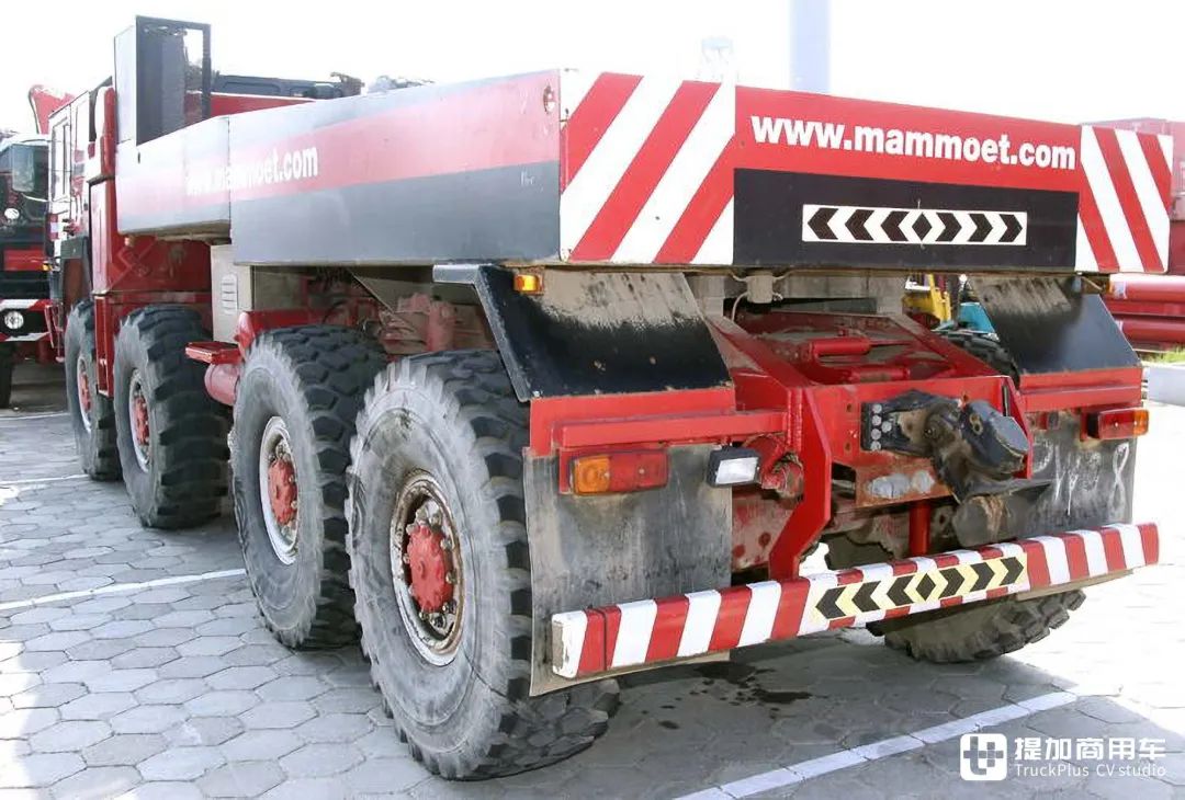 退役军卡当大件车,8x8全驱 液力变矩器,曼恩kat 2军卡