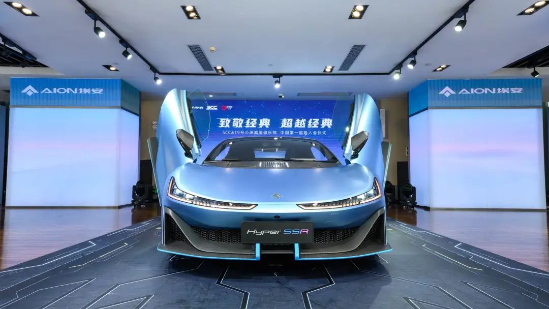 ssr的客户,提车后均与其他顶级超跑一同享受scc超跑俱乐部推荐入会的