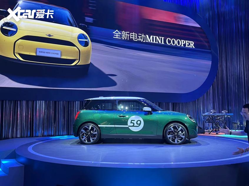 电动MINI 经典之上 更好玩的都市卡丁车-新浪汽车
