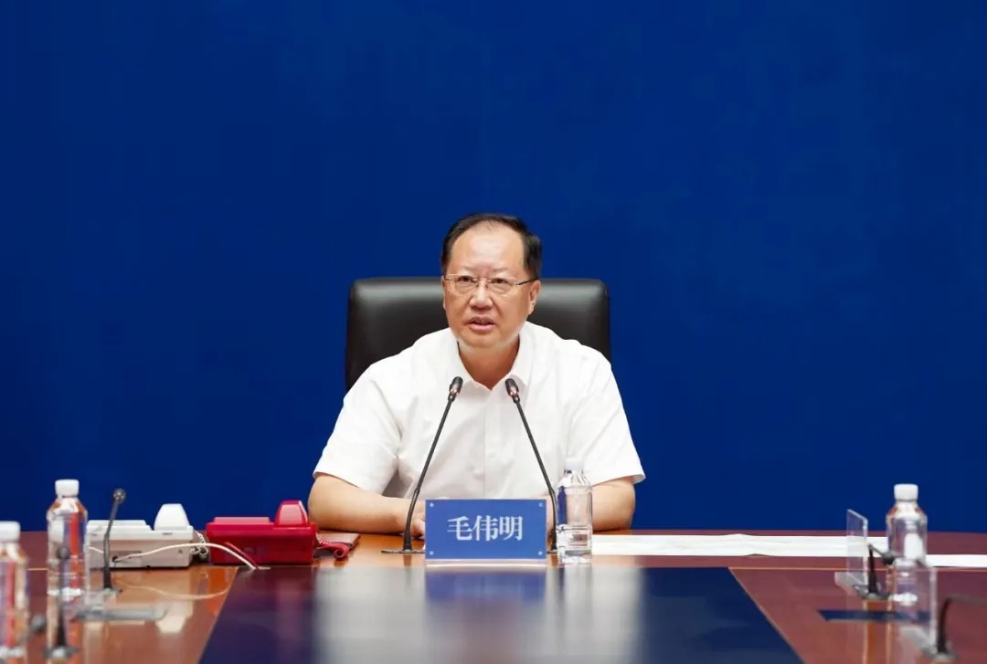 毛伟明指挥湘潭抢险工作:抢时间 争速度 千方百计守住不发生人员伤亡