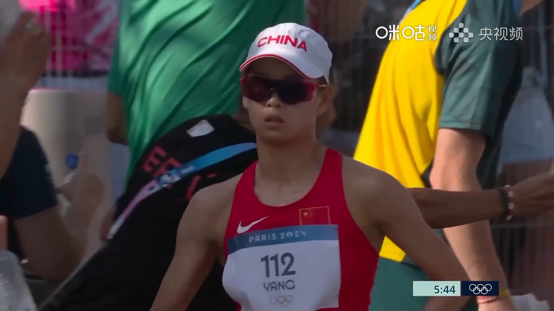 东京奥运会田径女子20公里竞走决赛中…|竞走|田径|杨家玉_新浪新闻