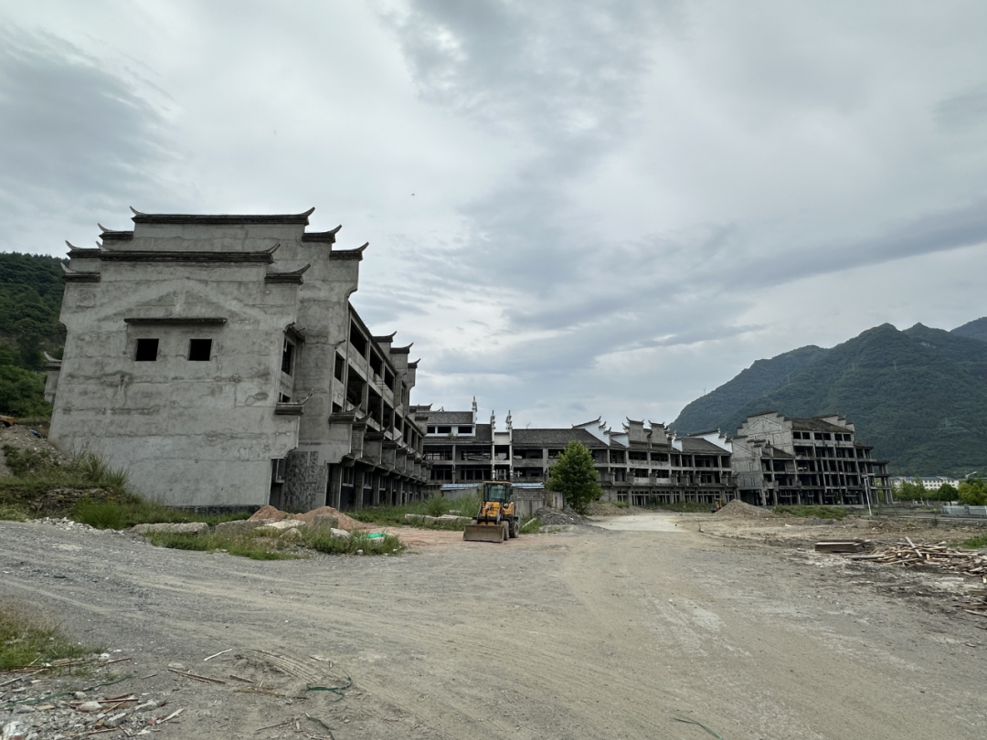 襄阳国企高息借贷开发的秘密：保康楚城难产 旅