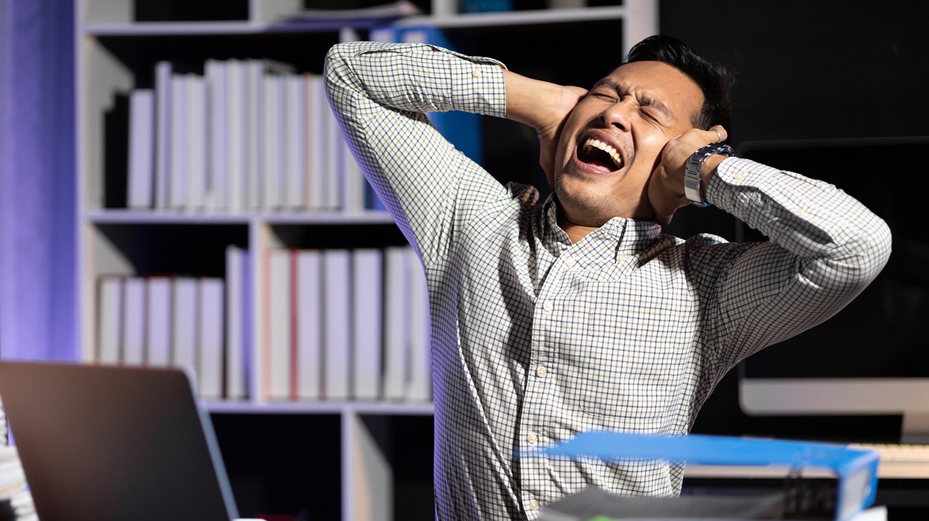 "坏消息先生"口若悬河