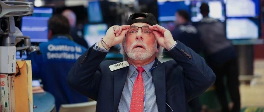 深夜，历史性大跌！马斯克怒斥美联储：愚蠢！