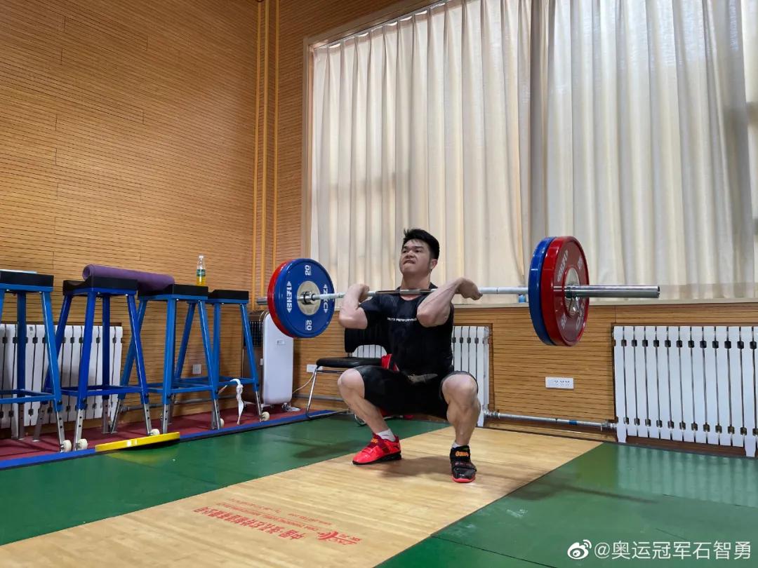 石智勇在进行日常训练