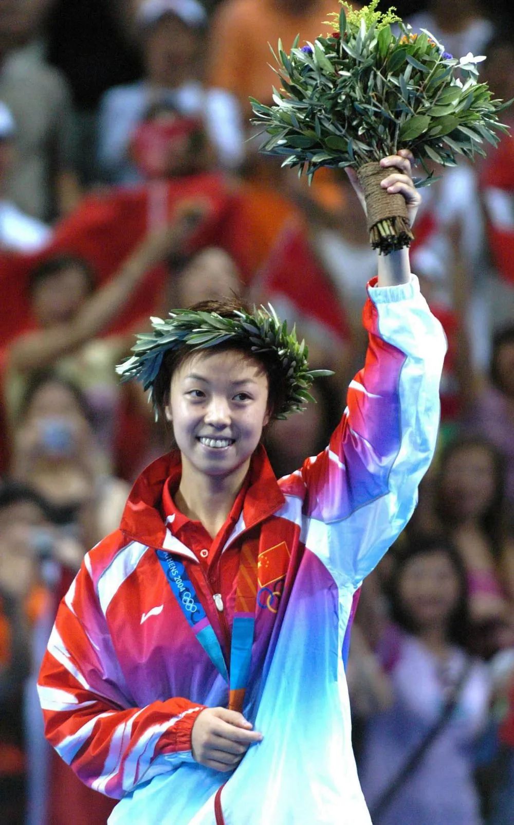 2004年8月22日,在雅典奥运会乒乓球女子单打决赛中,中国选手张怡宁