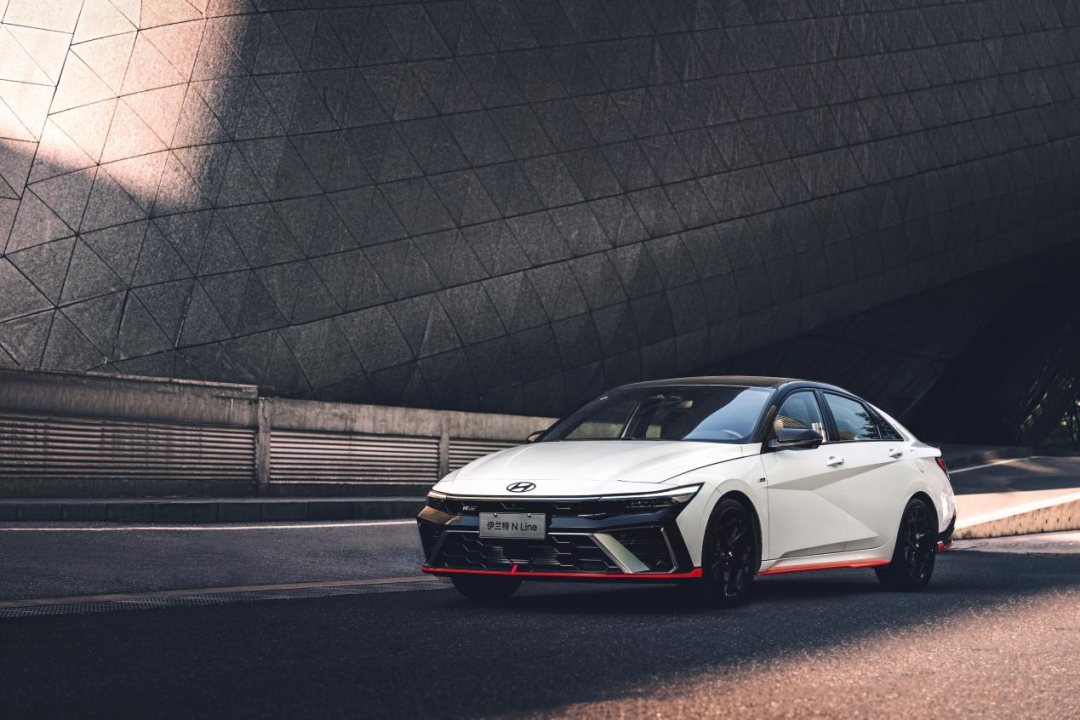 神车洗牌丨经销商"逼宫",大降价没人买,北京现代怎么了?