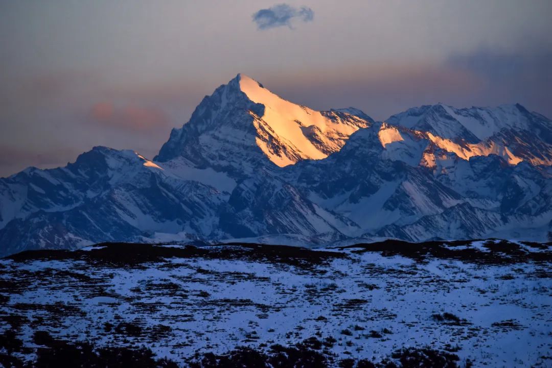 成都周边雪山景点图片