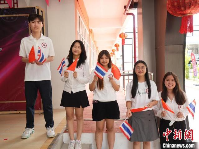 朝气蓬勃的泰国中国国际学校学生.李映民 摄