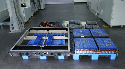 神盾短刀电池:新能源汽车技术革新,引领"油电同寿"新时代