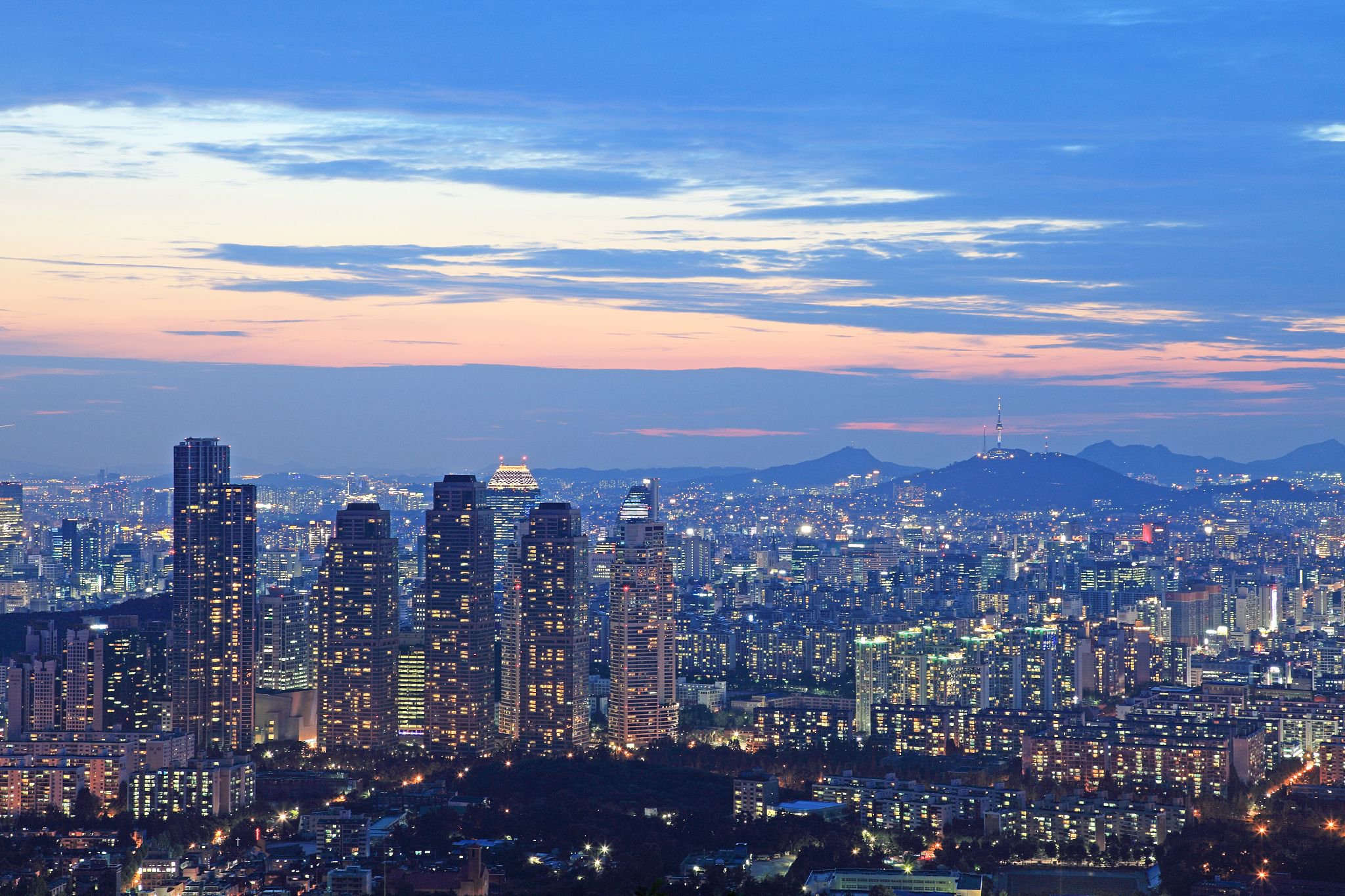 "江南style"的形成及其对韩国中产阶级文化的影响