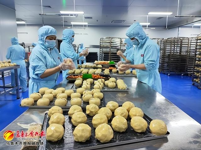 企业一线看生产 | 月饼"出炉记"