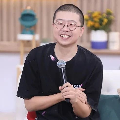 李诞带货,叫好不叫座|李诞|直播_新浪新闻