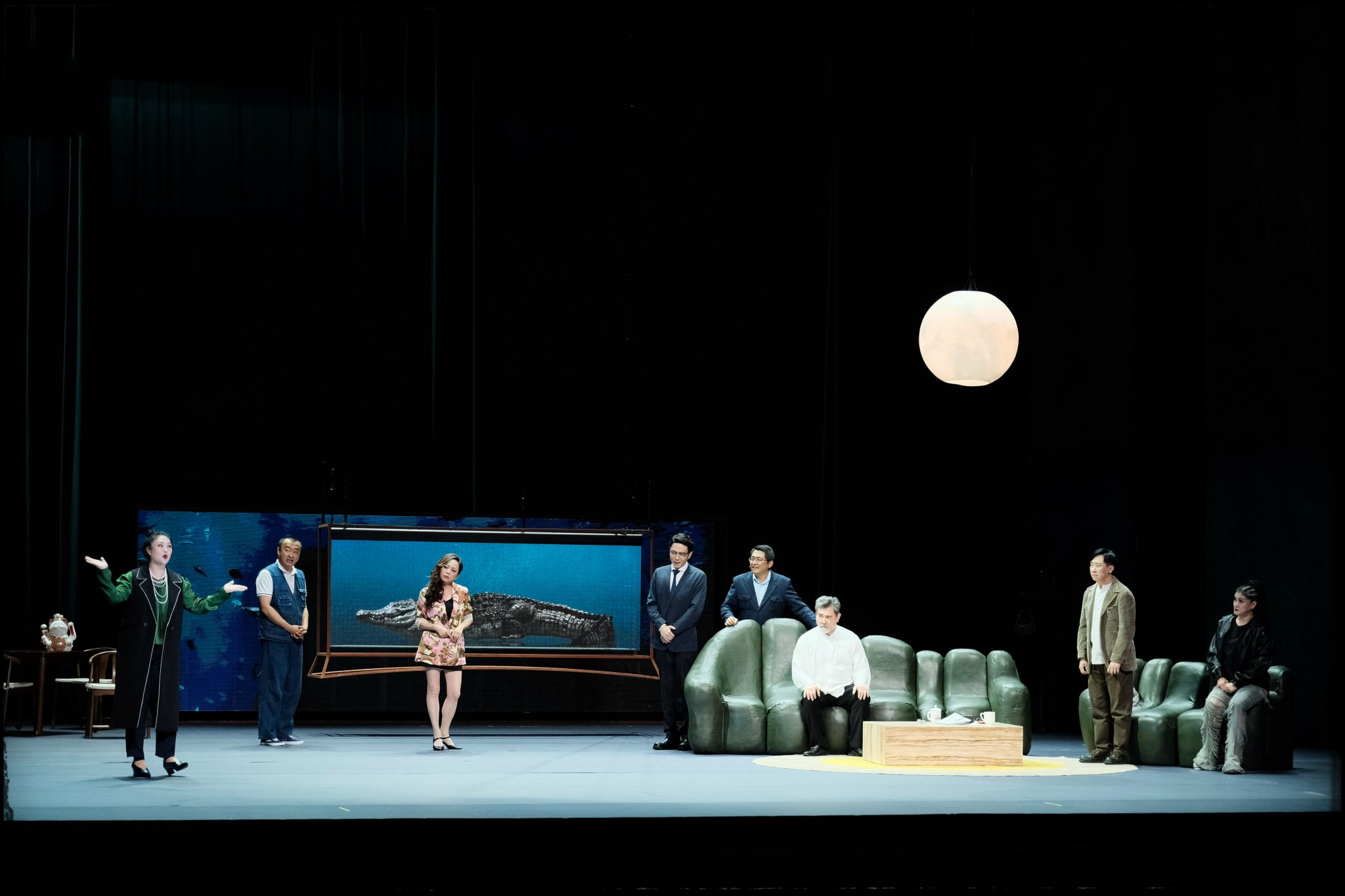 话剧《枝叶关情·郑板桥》在潍坊演出