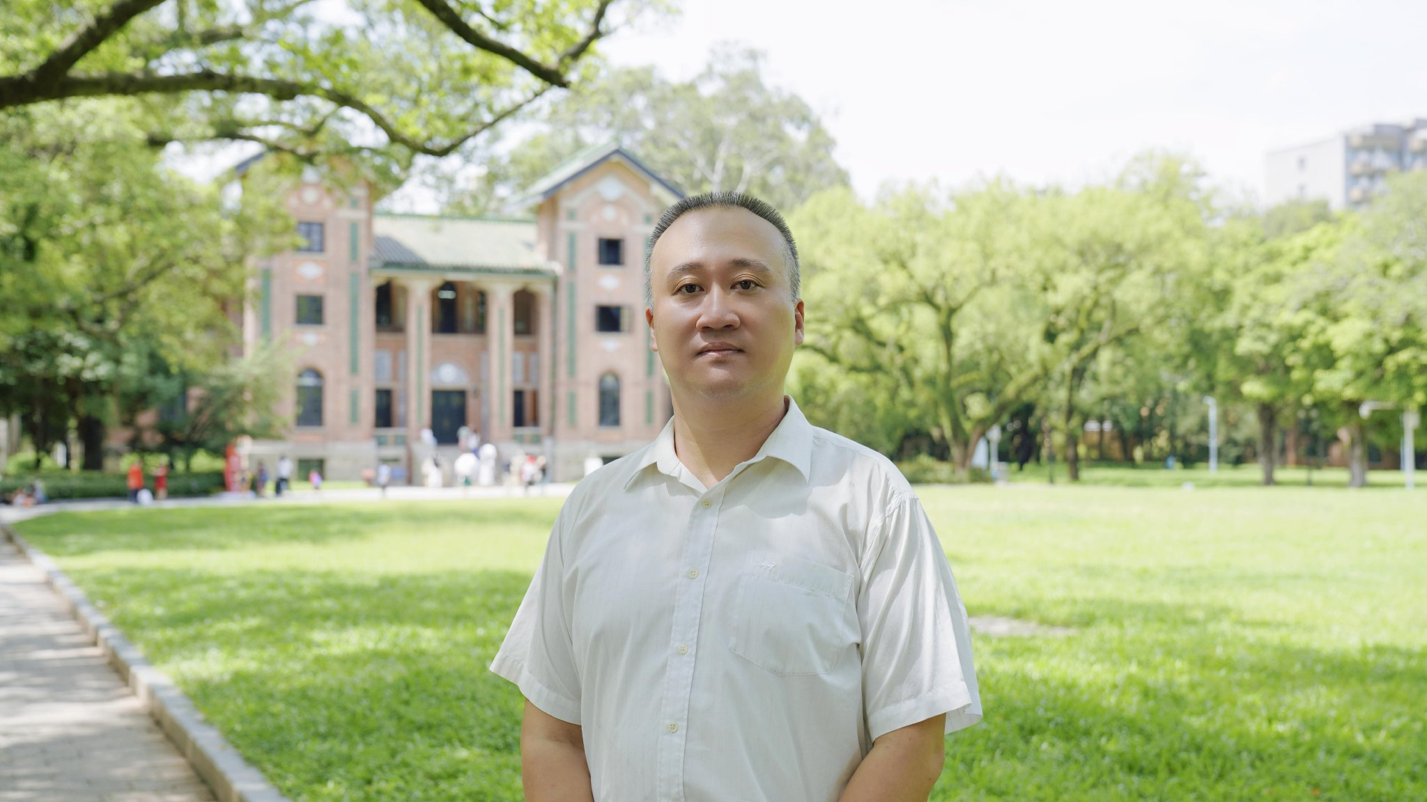 【视频】高质量发展专家访谈⑨ | 叶林:未来广州将建设成为有温度…|广州市_新浪新闻