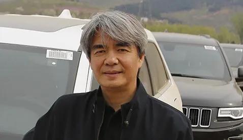 何仑
