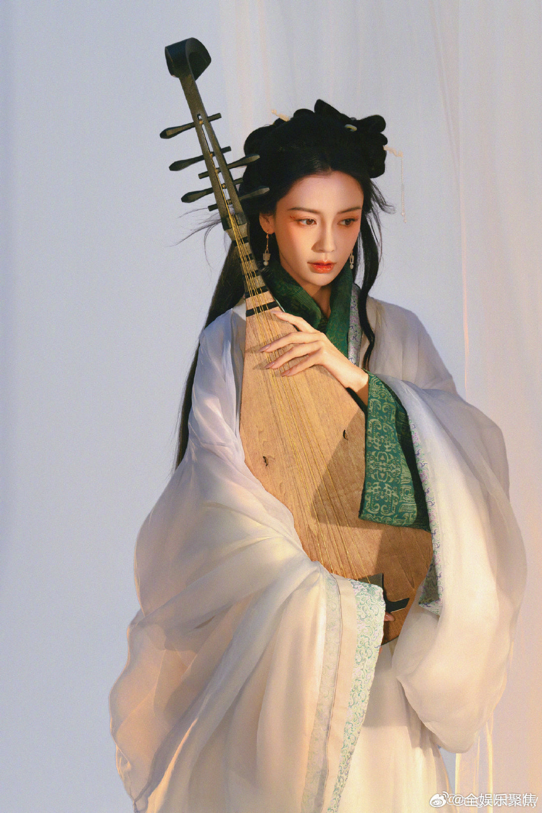 叶珂与Angelababy同框,黄晓明官宣新恋情,这娱乐圈的缘分真是妙不可言!|叶珂|黄晓明|缘分_新浪新闻