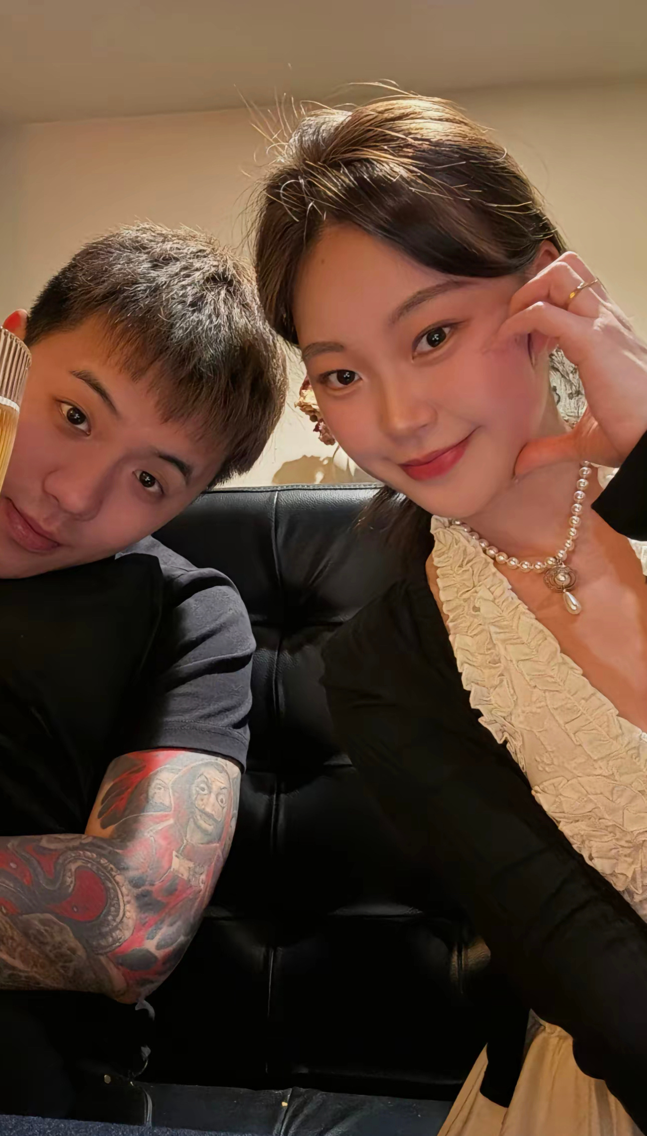又幸福了 连麻和老婆恋爱11周年纪念!|恋爱_新浪新闻