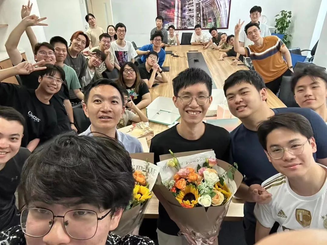 从一所“年轻”大学走出的国际顶会获奖团队｜甲子光年|论文|上科大|上海科技大学|录取率|科大_新浪新闻