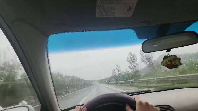 这雨刷器怎么是<em>半自动</em>的