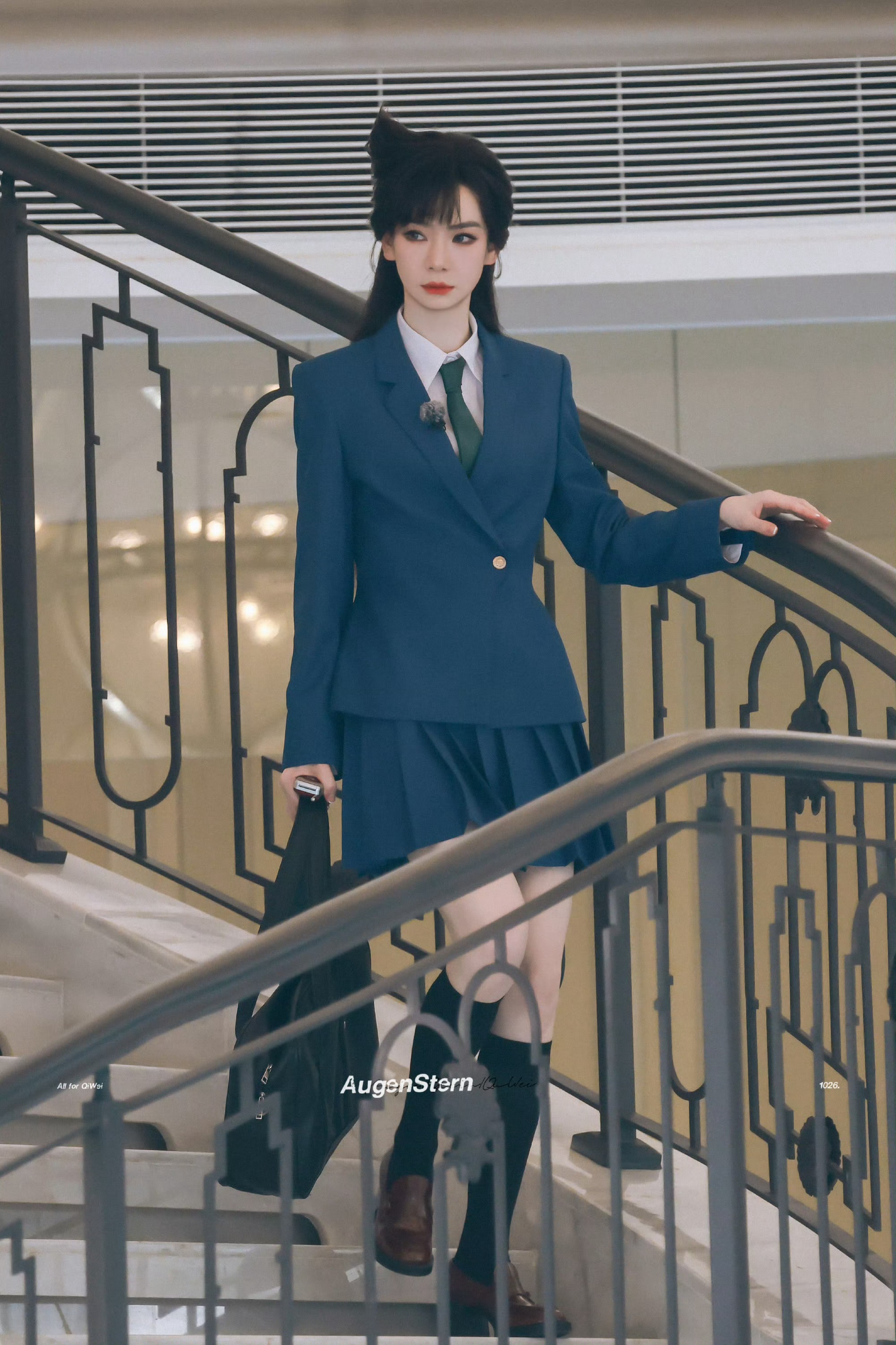 女推全员cos上班路透 戚薇cos毛利兰 田曦薇cos杀手不太冷 李一桐cos黑寡妇|戚薇|毛利兰|杀手_新浪新闻