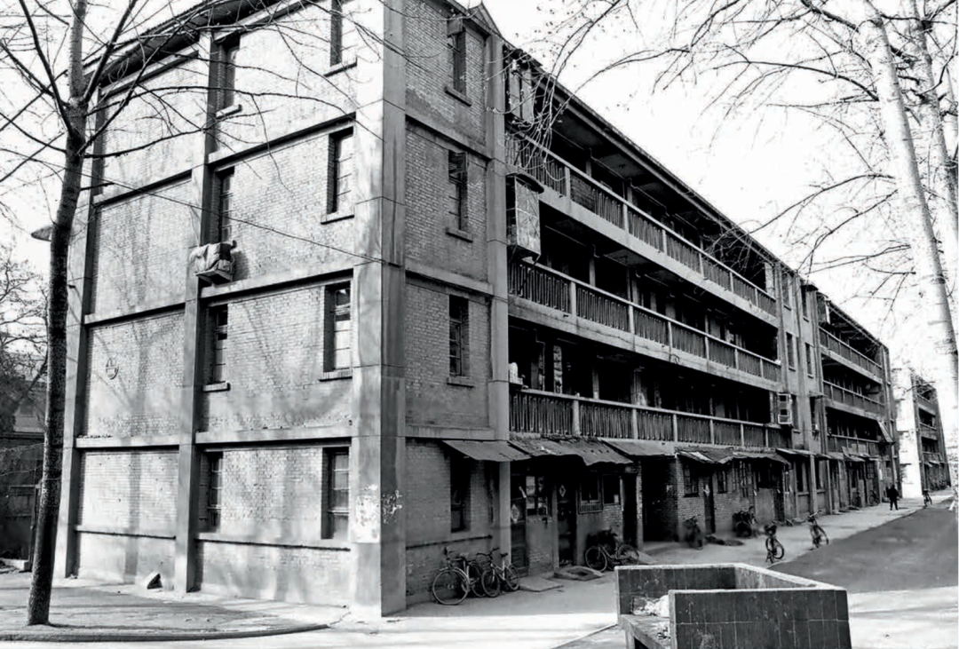 上世纪八十年代西工大友谊校区北村教职工住宅楼(1989.4)