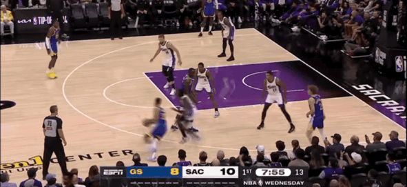 NBA季前赛：勇士28记三分射落国王 库里13分德罗赞首秀6中6-2020勇士队季前赛