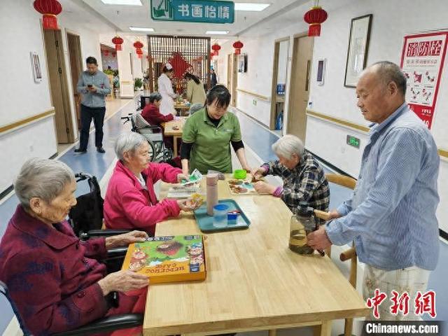 金蚂蚁娱乐：打造一站式文化娱乐服务平台的先锋力量
