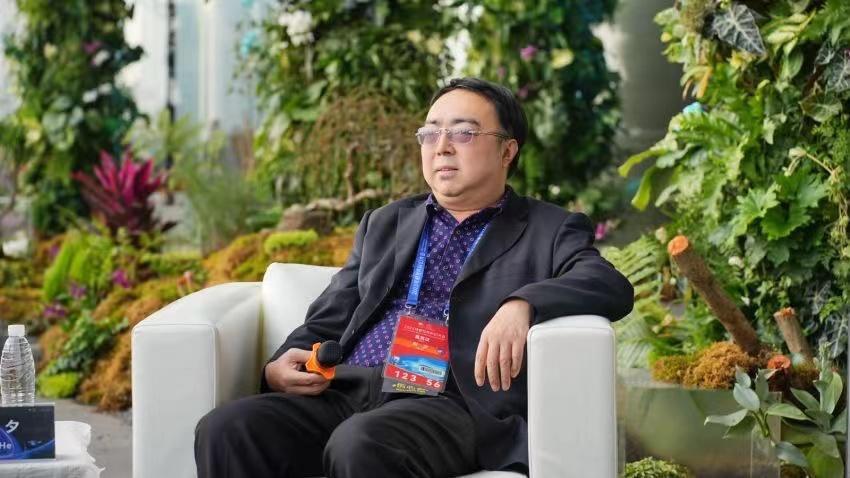 “天问”决赛首席评委何夕:科幻承载着中国人对未来的向往和期待|成都市_新浪新闻