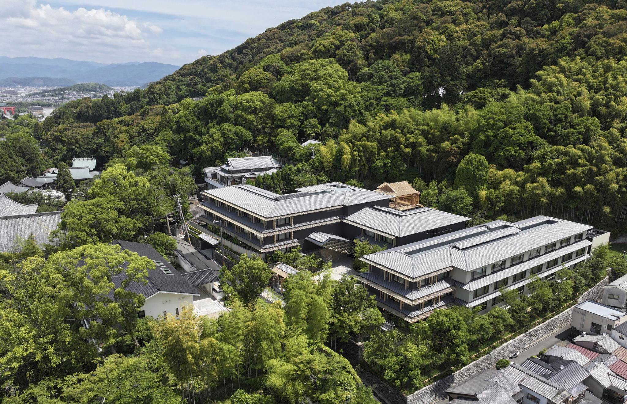 【专访】悦榕集团中国区运营副总裁丁七州：悦榕庄首次登陆日本，引领变革之路_新浪财经_新浪网