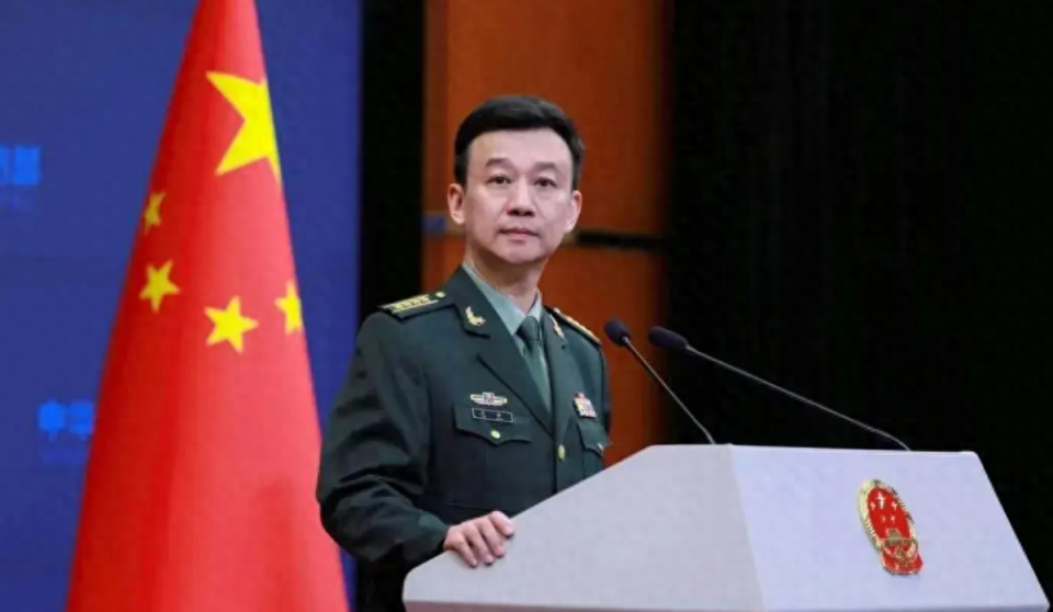 60余国驻华武官收到邀请,赴东部战区参观访问,唯独美国被排除在外?|解放军|美国|台海问题_新浪新闻