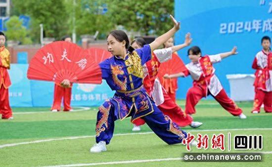 成都市第十三届中小学生武术集体比赛20日举行。 成都市体育局供图